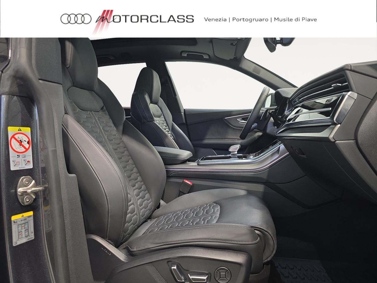 Audi RSQ8 rs 4.0 v8 mhev 48v 640cv performance tiptronic