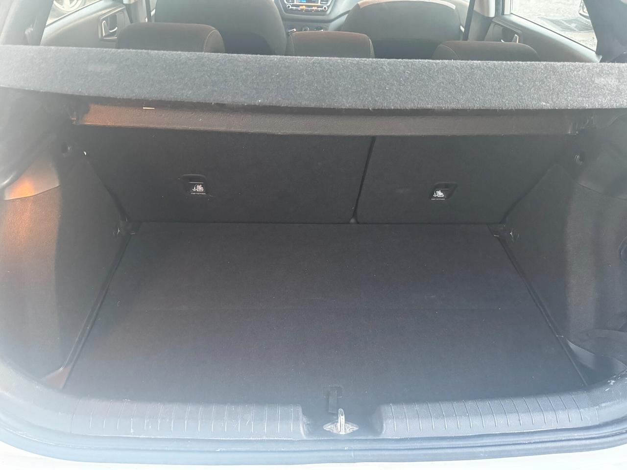 hyundai i20 1.4 crdi 90cv diesel 2016