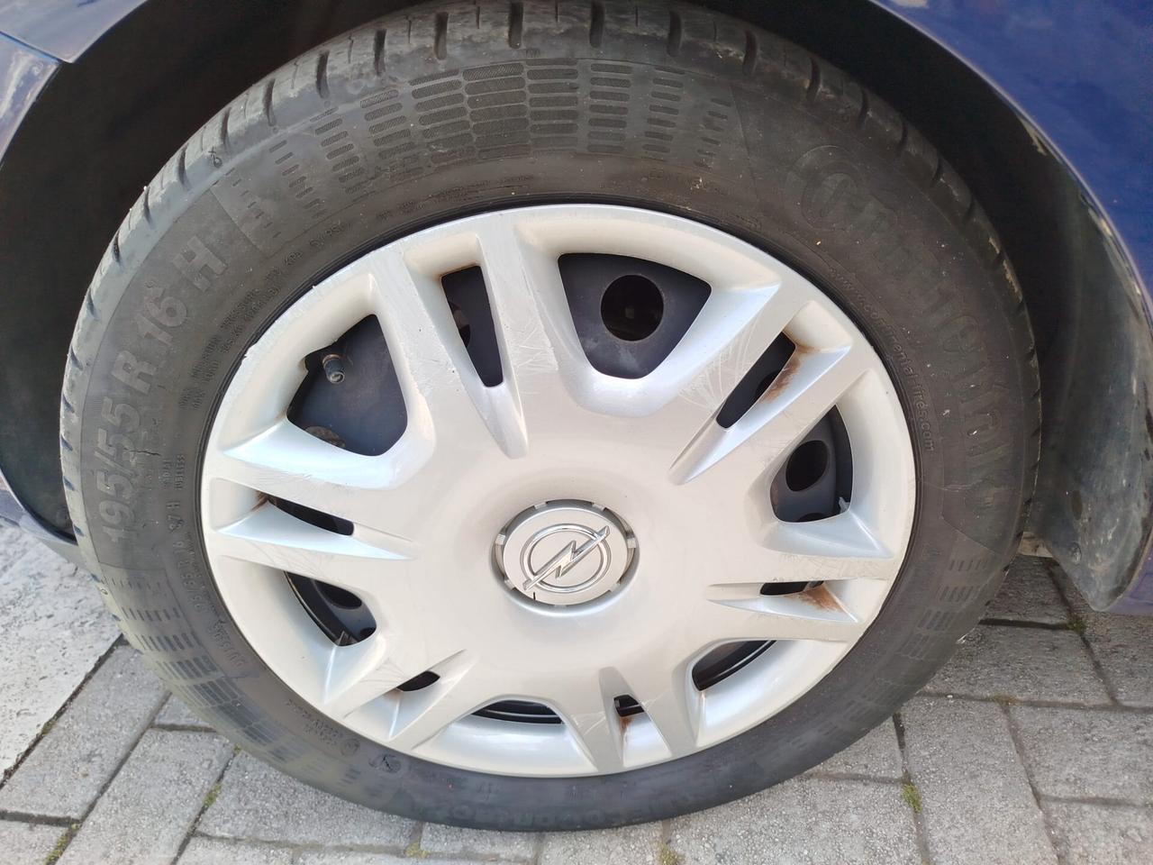 OPEL CORSA 1.2 BENZ *PREZZO VERO fino al 23 maggio* 5 PORTE - KM CERTI