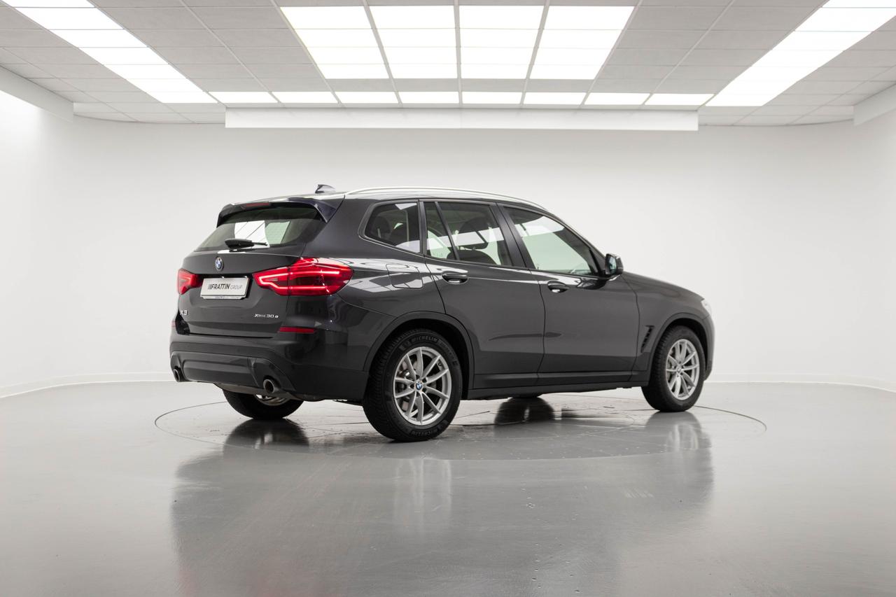 BMW X3 XDRIVE30E BUSINESS ADVANTAGE