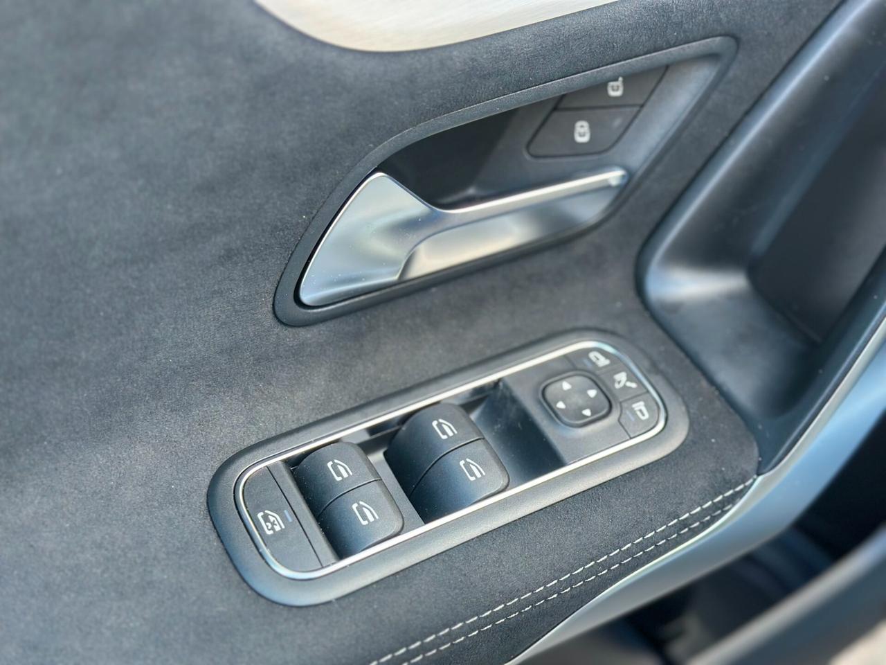 Mercedes Classe A 200d AlpineGreyEdit AMG Km0