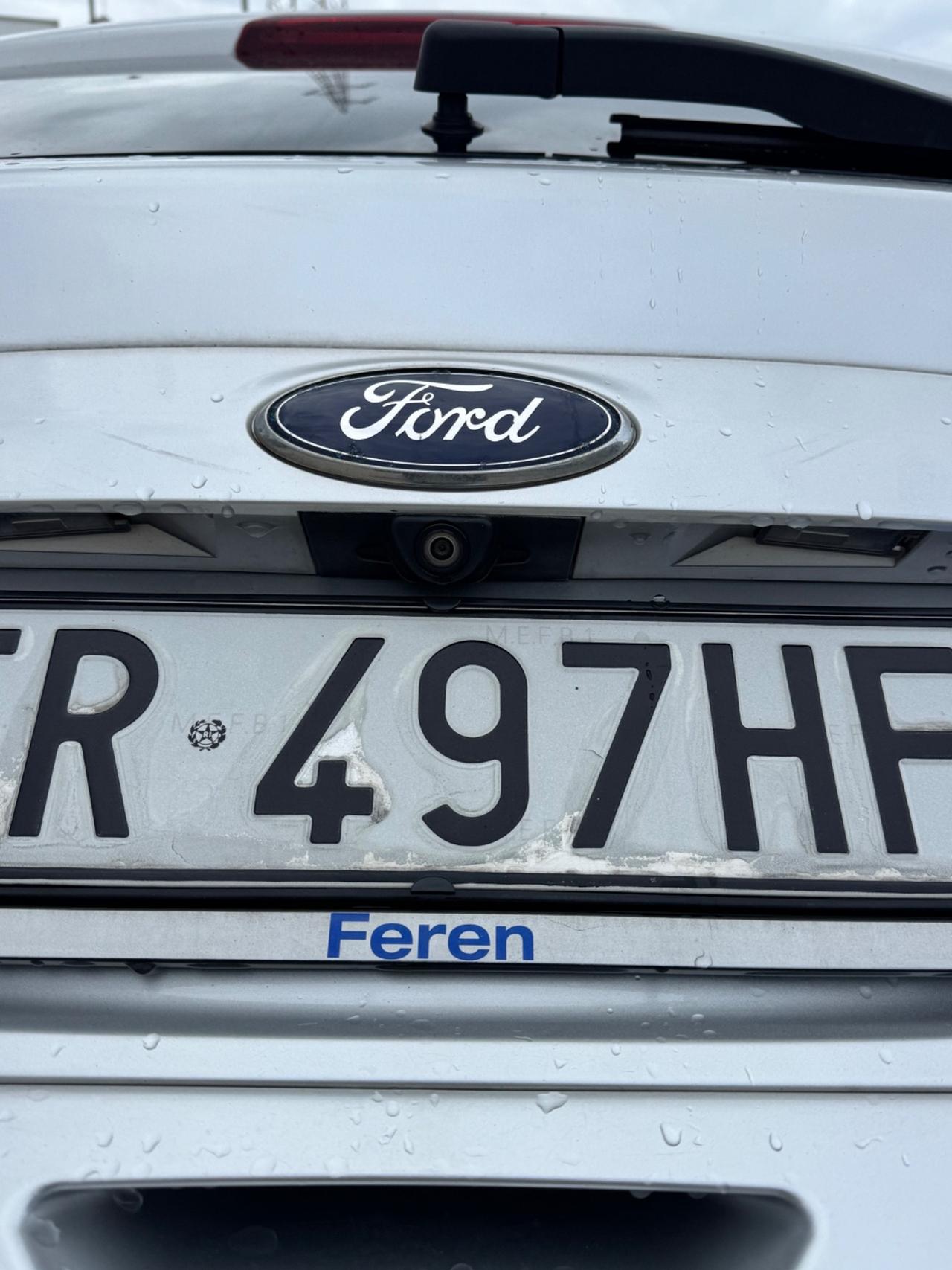 Ford Kuga 2.0 TDCI 140 CV 4WD Powershift Titanium