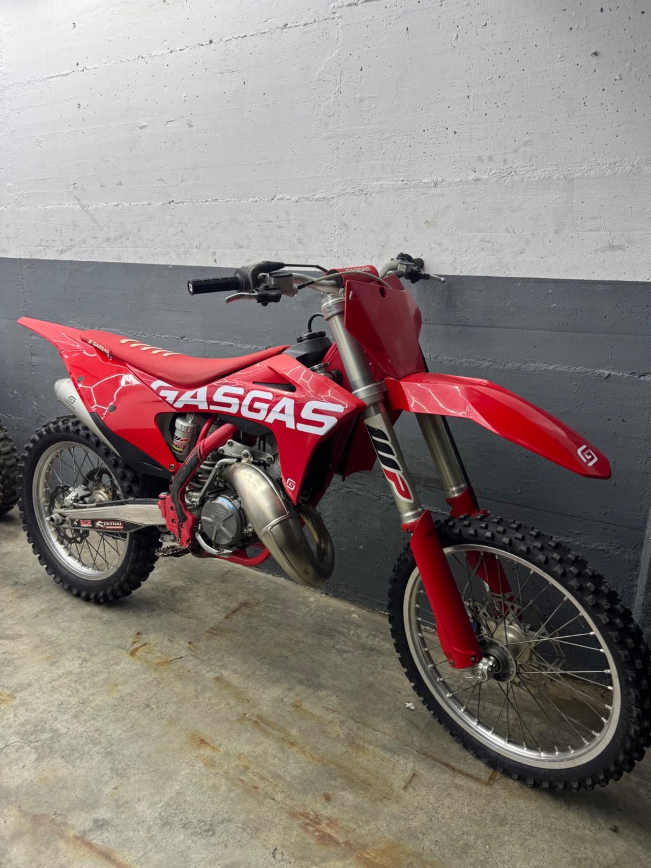 Gas MC 125