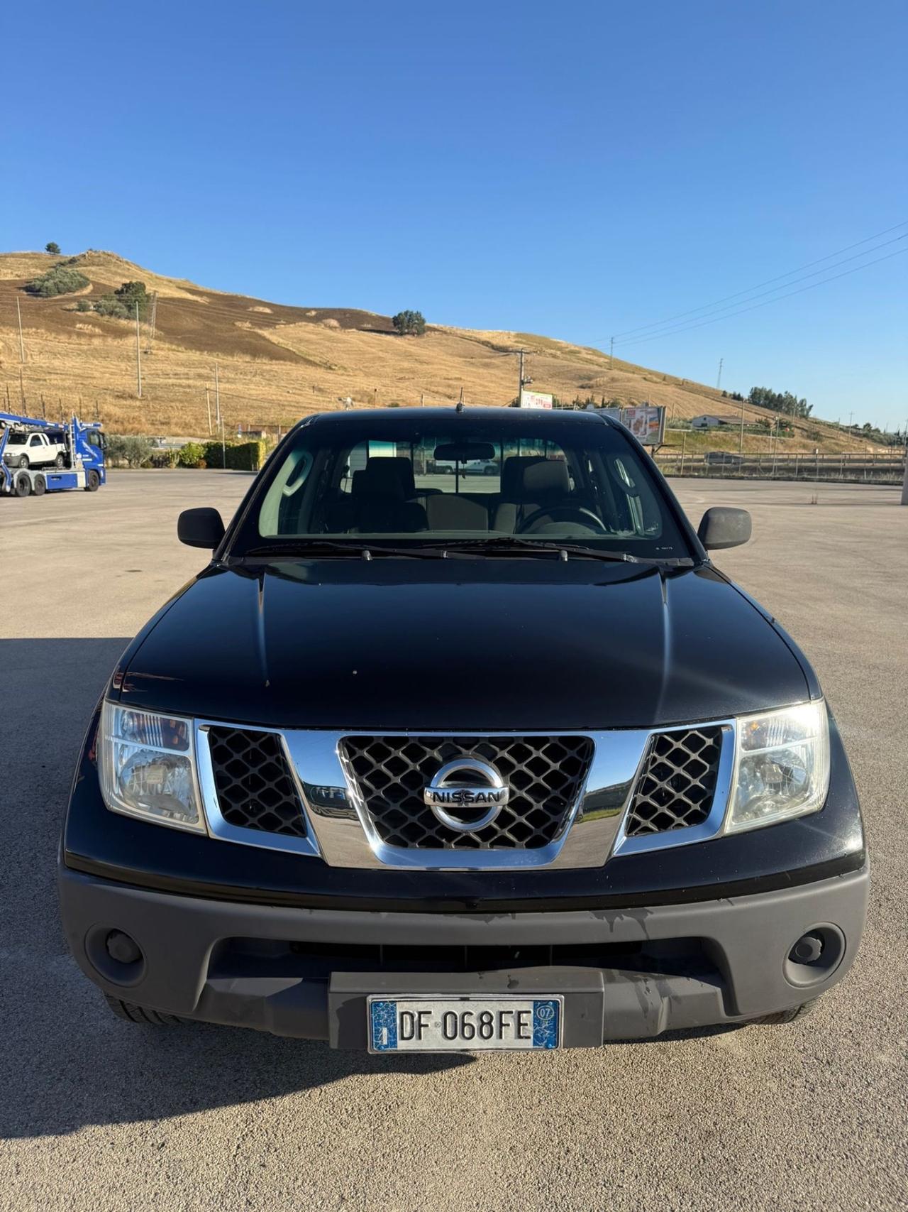 Nissan Navara 2.5 dCi 4 porte Double Cab XE