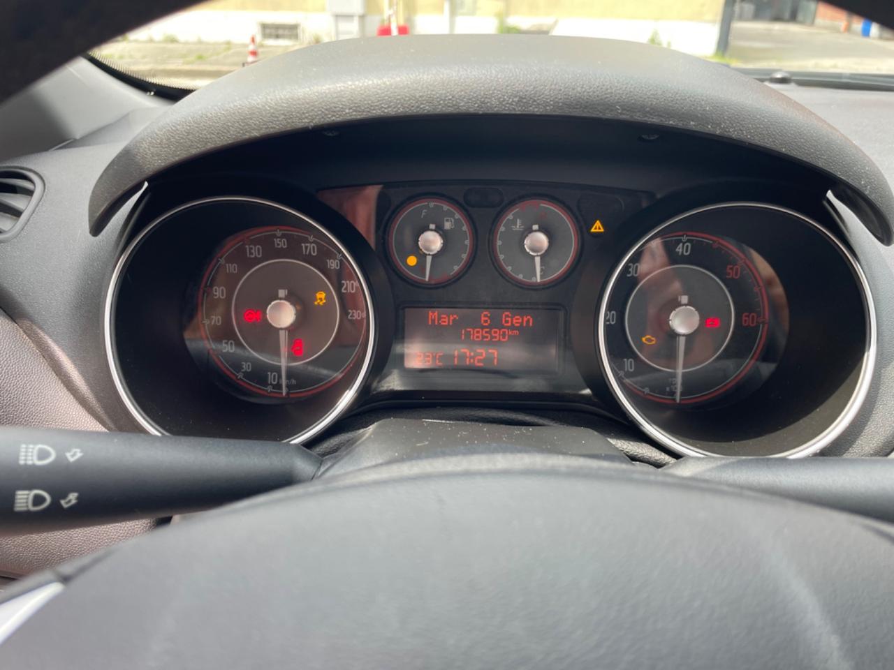 Fiat Punto 1.3 MJT II 75 CV 5 porte Lounge