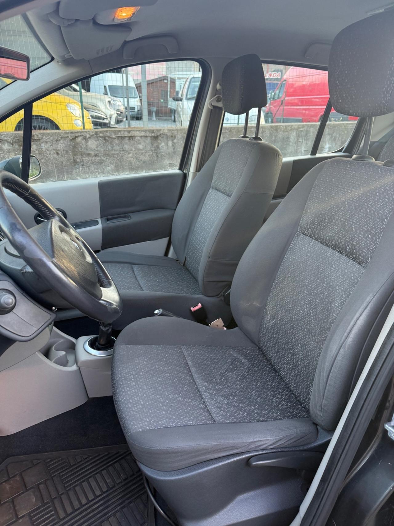 Renault Modus 1.5 dCi 82CV