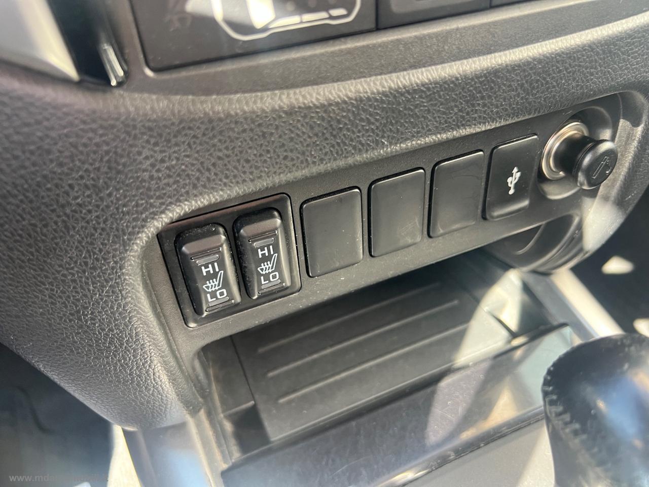 MITSUBISHI L200 2.4 DI-D/181CV DC Int. Hp Mivec SDA DOPPIA CABINA