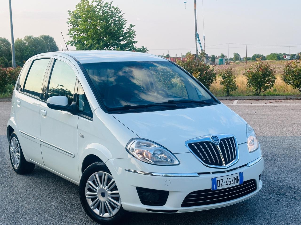 Lancia MUSA 1.4 Oro Ecochic GPL