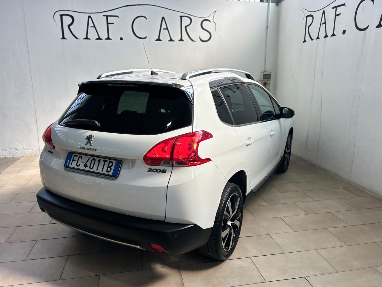 Peugeot 2008 BlueHDi 100 GT Line
