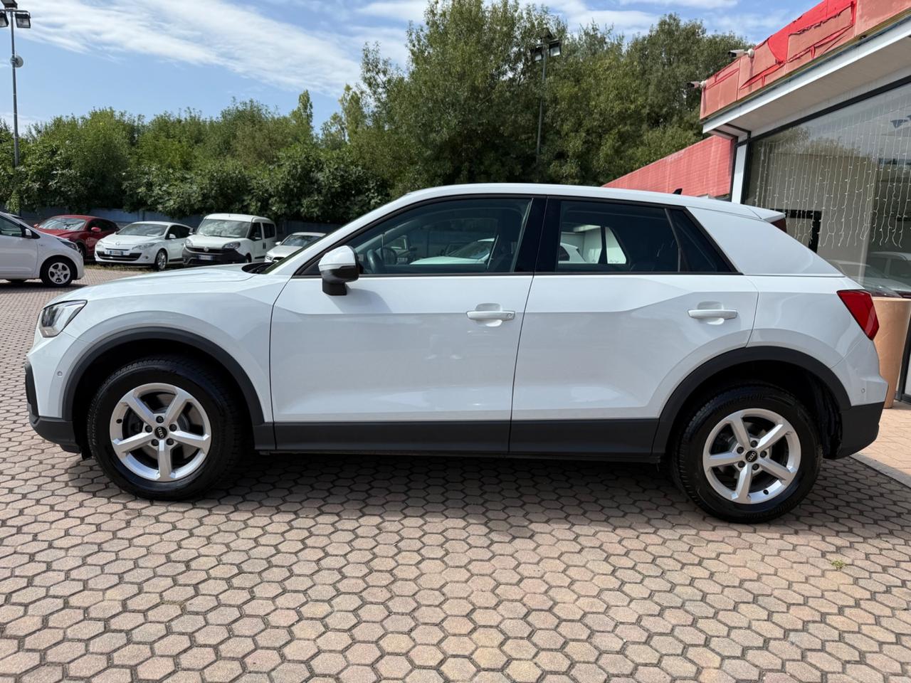 Audi Q2 35 TDI quattro S tronic Business
