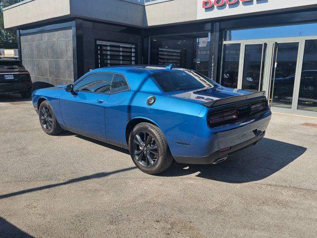 DODGE Challenger 3.6L V6 AT8 SXT AWD Blacktop