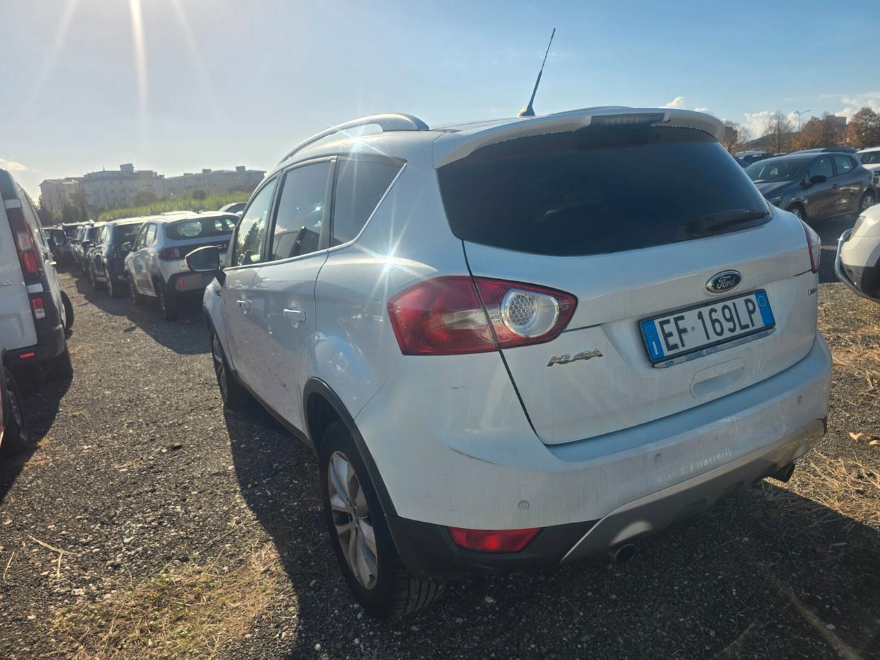 Ford Kuga Kuga+ 2.0 TDCi 140 CV 2WD DPF