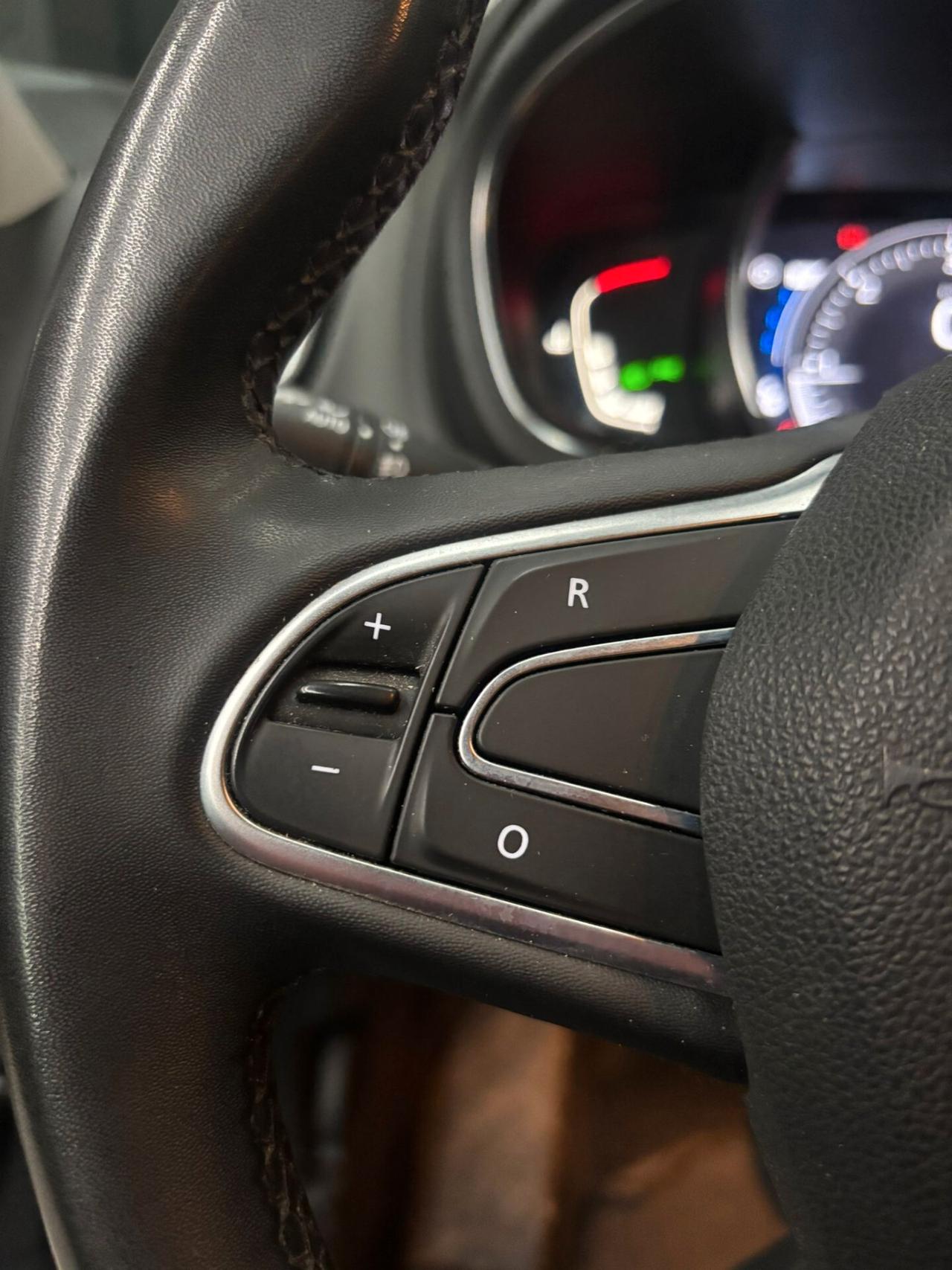 Renault Scénic Blue 1.7 dCi 120 CV EDC Sport Edition2