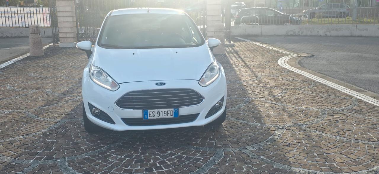 Ford Fiesta 1.6 TDCi 95CV 5 porte Individual