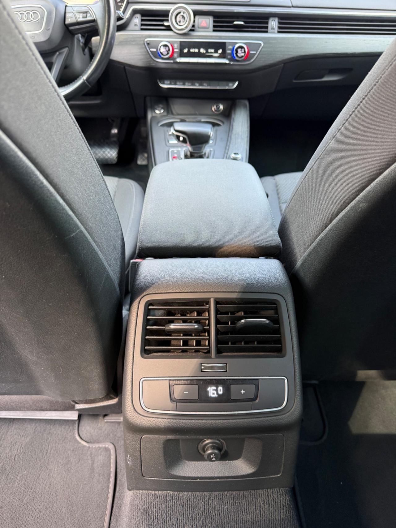Audi A4 Avant 2.0 TDI 150 CV ultra Business Sport