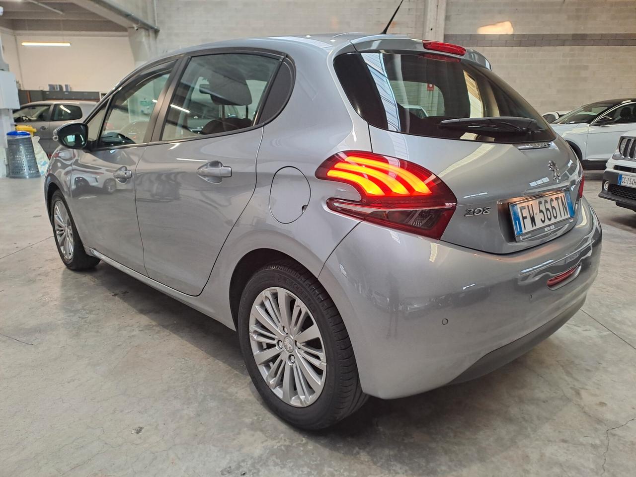 PEUGEOT 208 1.2 BENZINA *DA VETRINA*