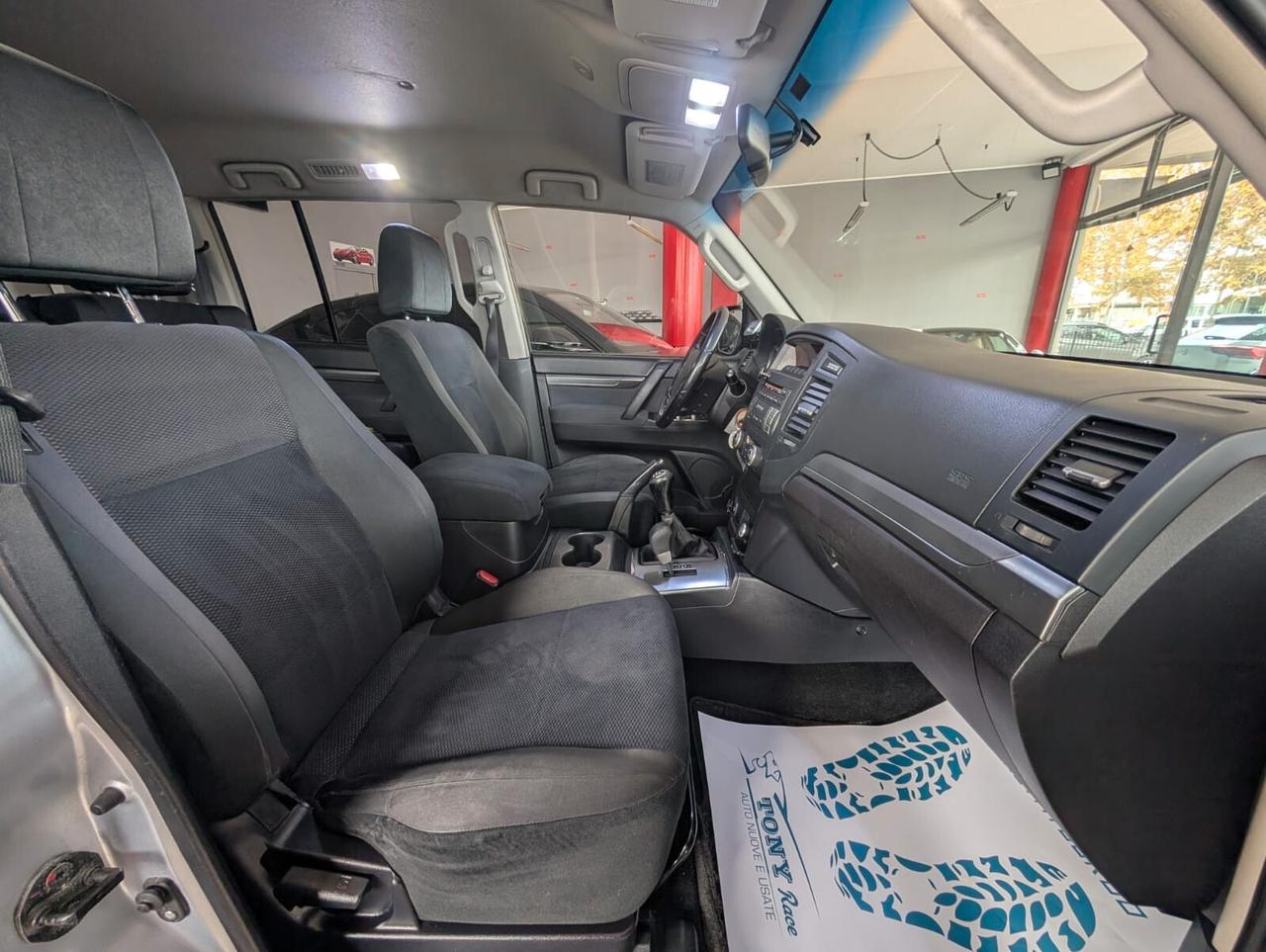 Mitsubishi Pajero 3.2 7 POSTI VERRICELLO