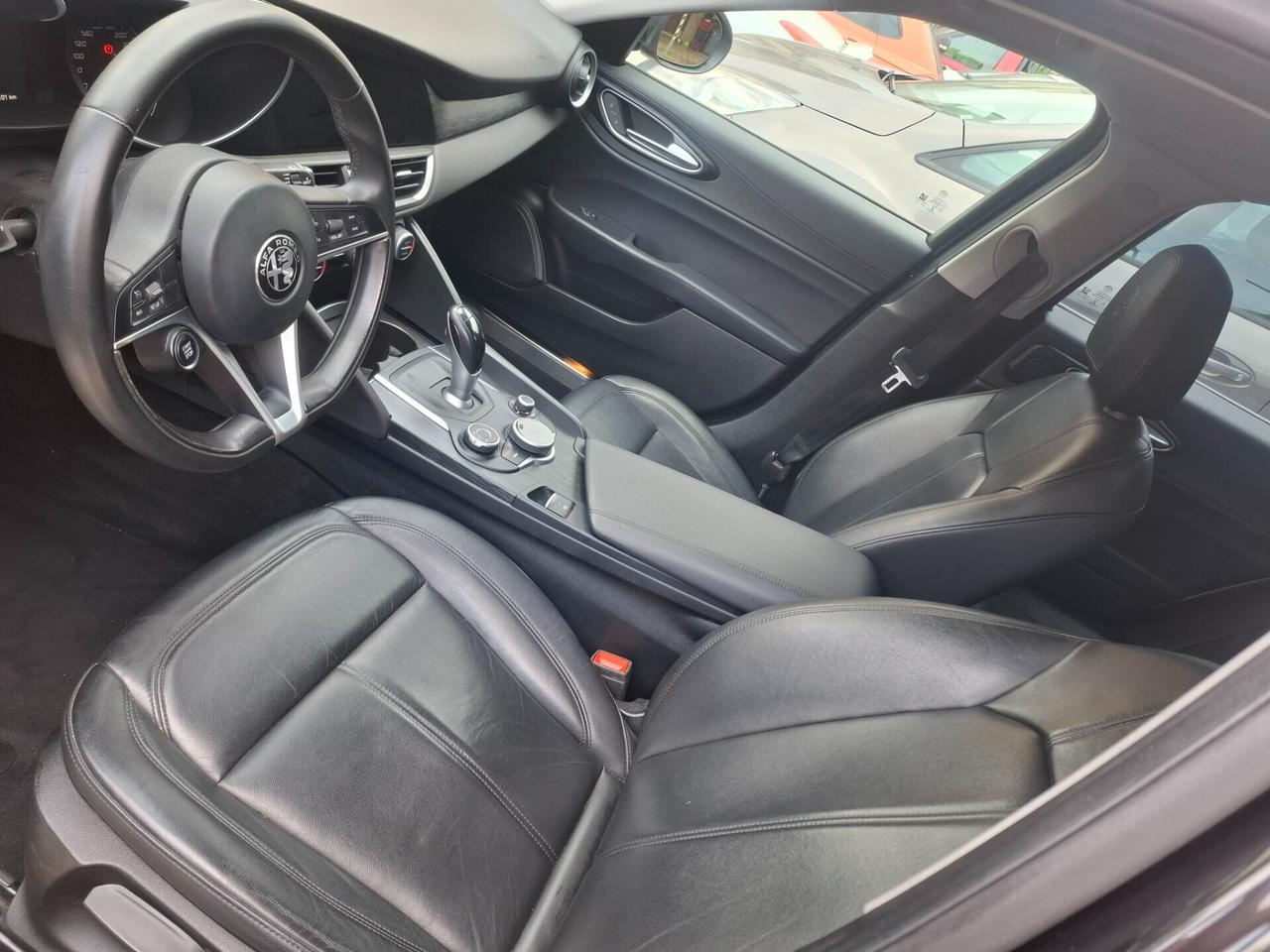 Alfa Romeo Giulia - 2.2 Eco Business Super 180 CV