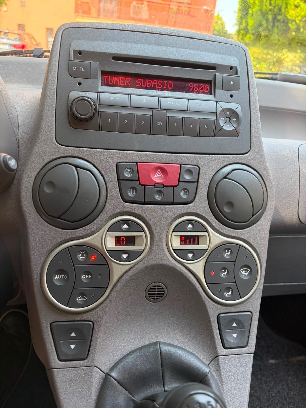 Fiat Panda 1.3 MJT alessi azzurri Italia