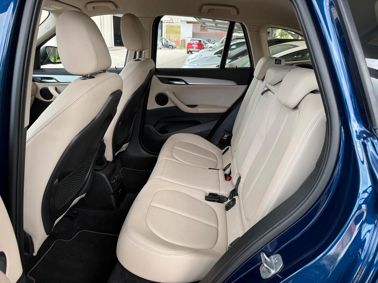 Bmw X1 sDrive18d xLine