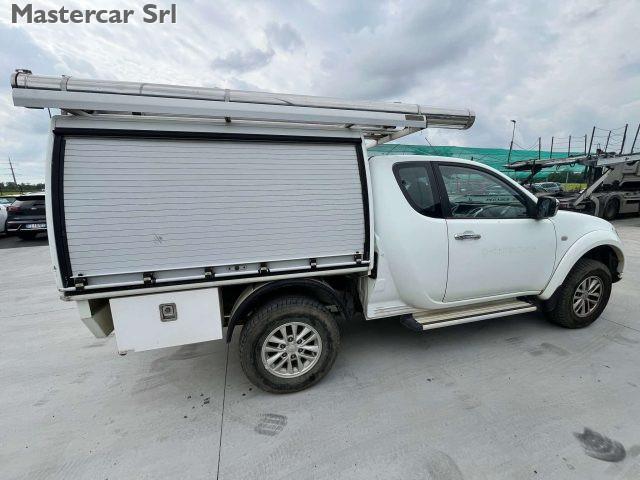 MITSUBISHI L200 L200 d.cab 2.5 di-d IntensePlus 178cv N1 - EX340MB