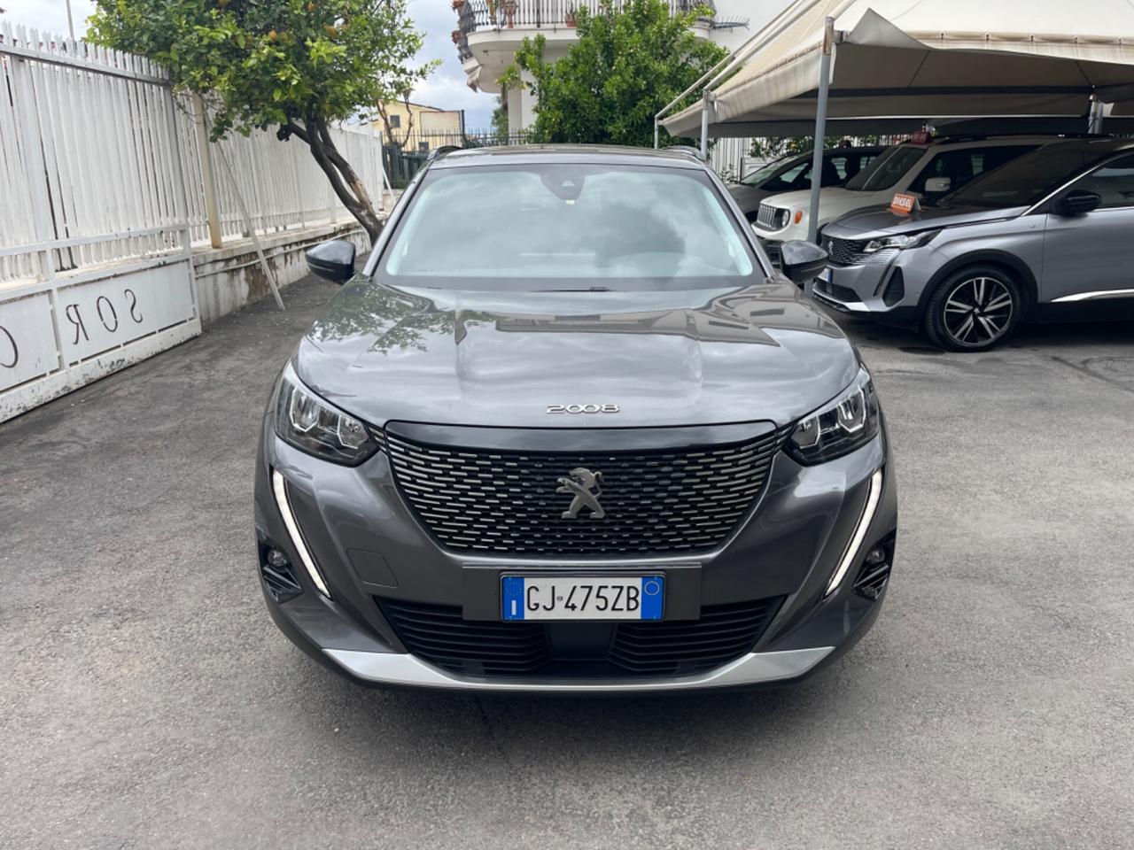 Peugeot 2008 BlueHDi 130 S&S EAT8 Allure Pack QUADRO VIRTUAL COCKPIT