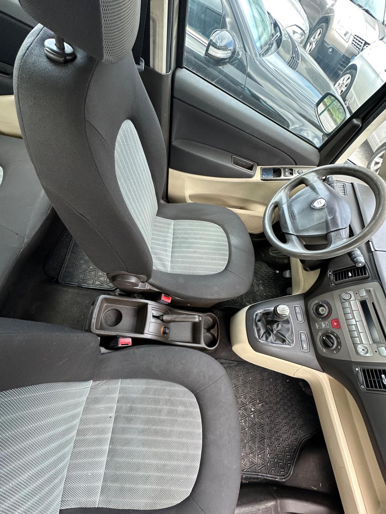 Lancia MUSA 1.3 Multijet 16V 90 CV neop. 2007