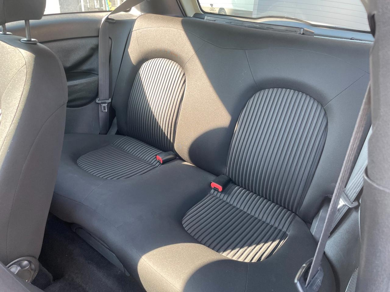 Lancia Ypsilon 1.3 MJT 75 CV Platinum