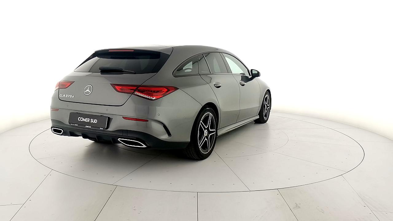 Mercedes-Benz CLA Sh.Brake - X118 - CLA Shooting Brake 220 d Premium auto