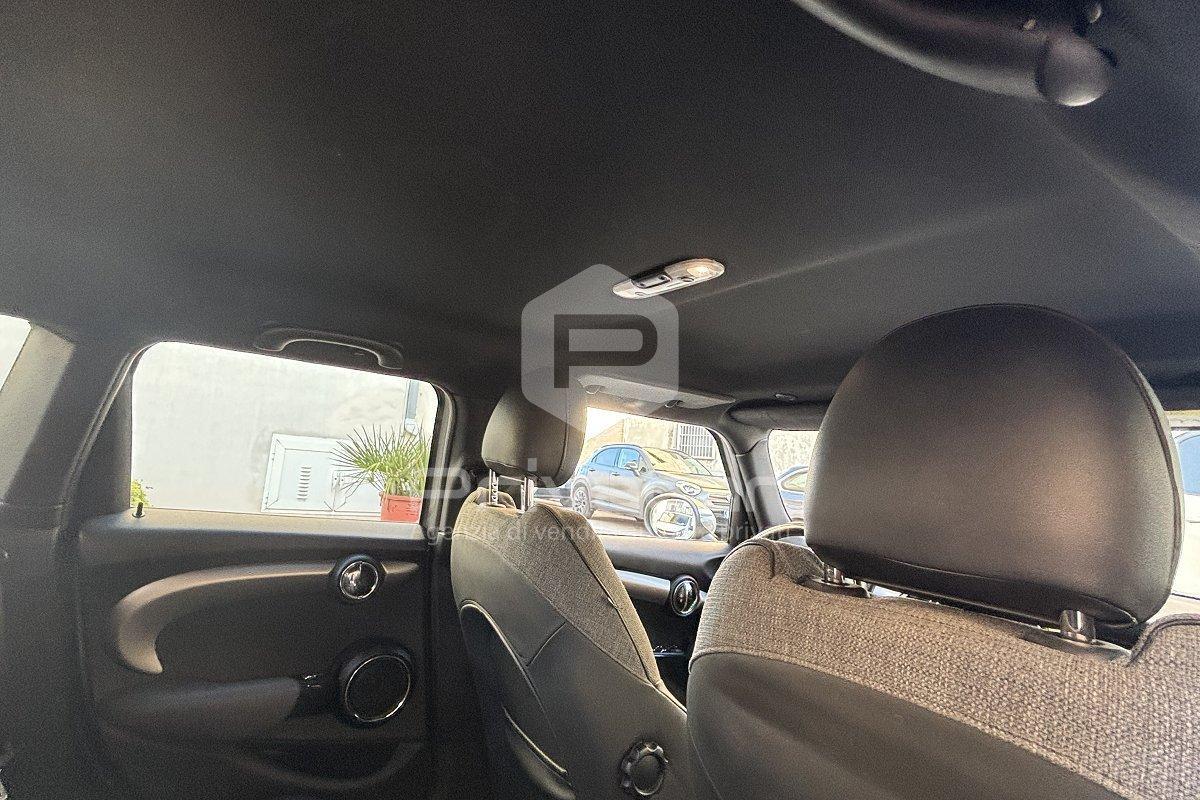 MINI Mini 1.5 Cooper D Business 5 porte