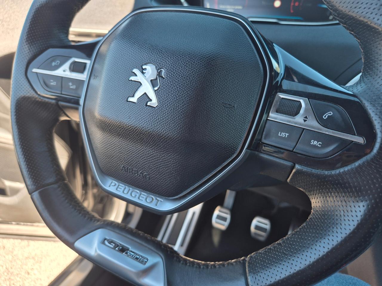 Peugeot 5008 BlueHDi 150 GT Line 7 POSTI