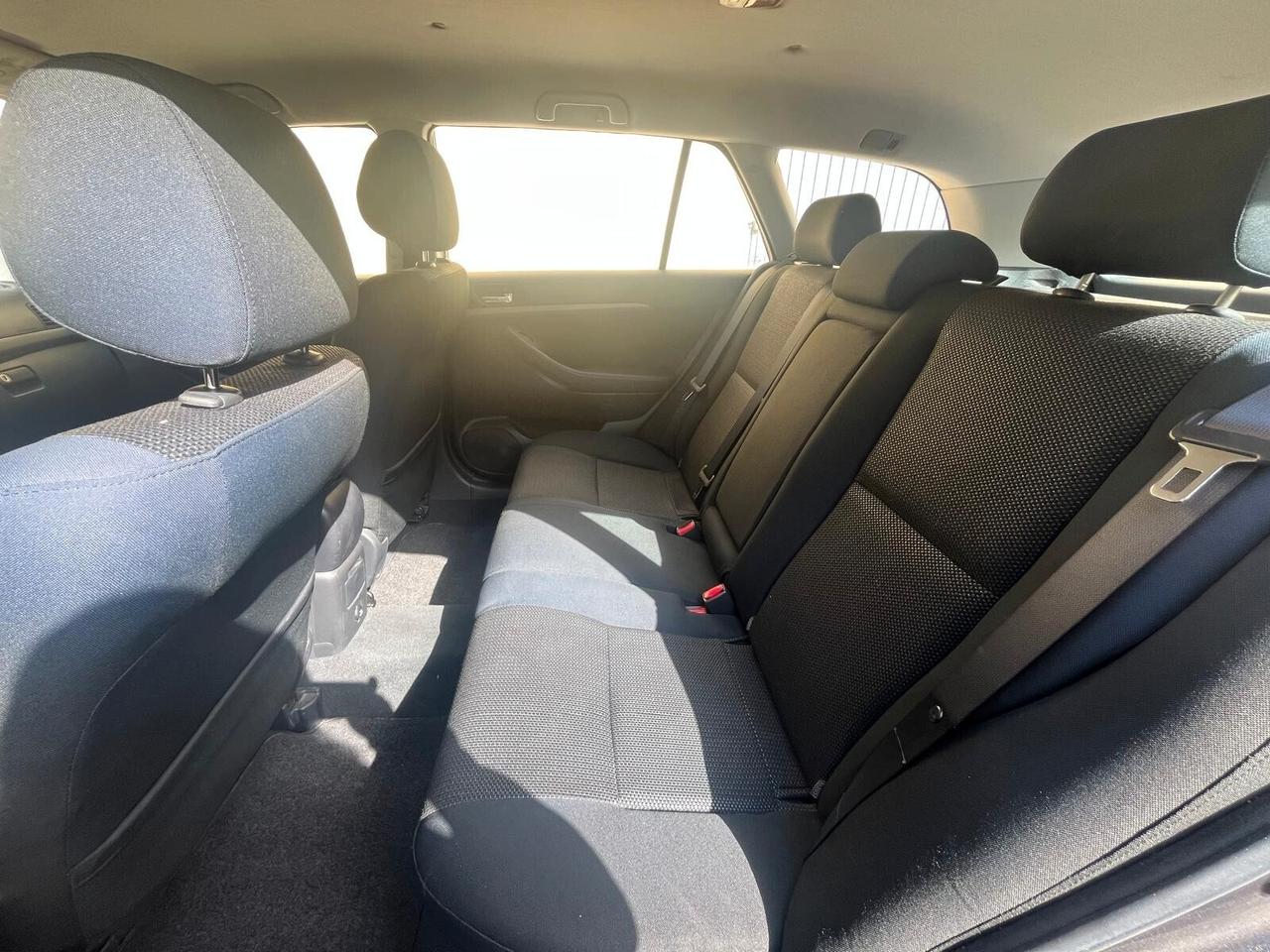 Toyota Avensis 2.2 D-4D 16V Station Wagon