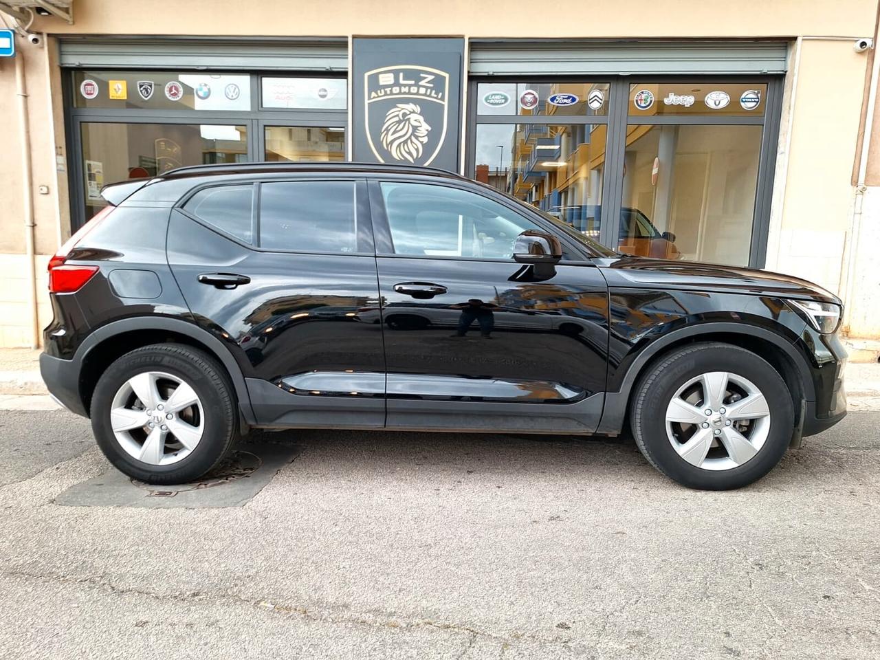 Volvo XC40 T2 automatico Business