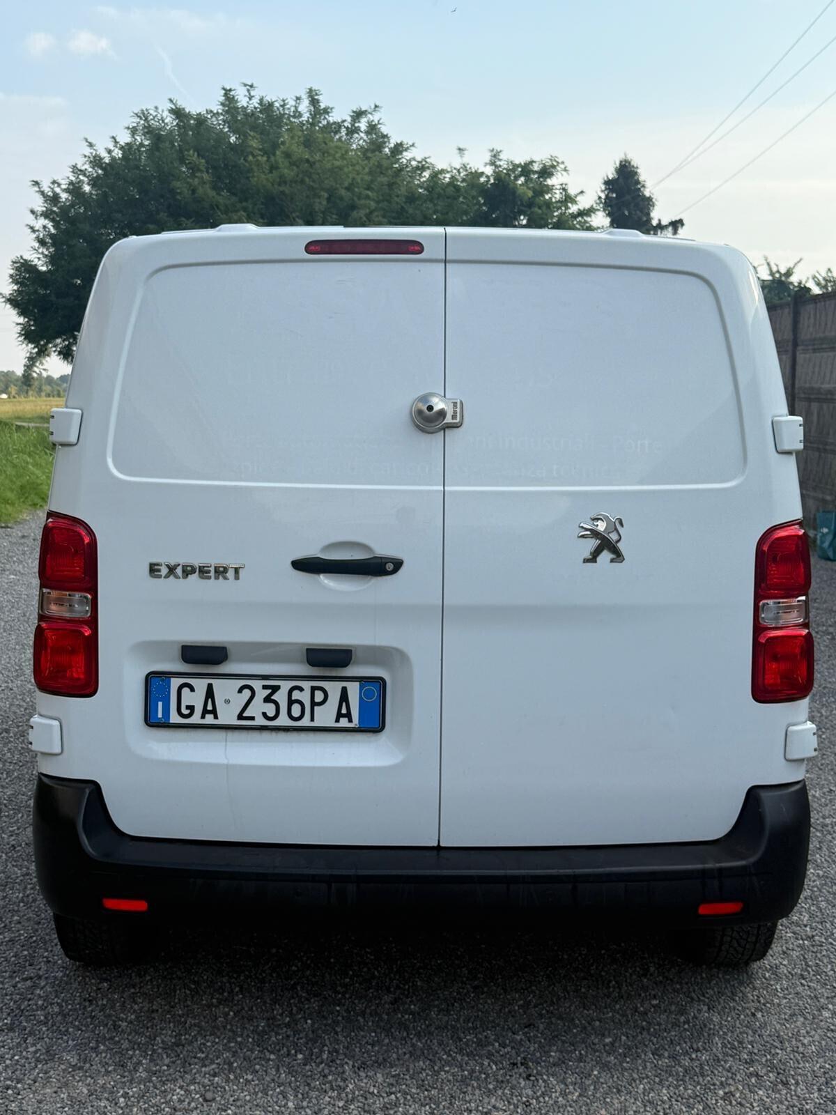 Peugeot Expert 180 S&S EAT8 PC-TN Furgone Premium Compact