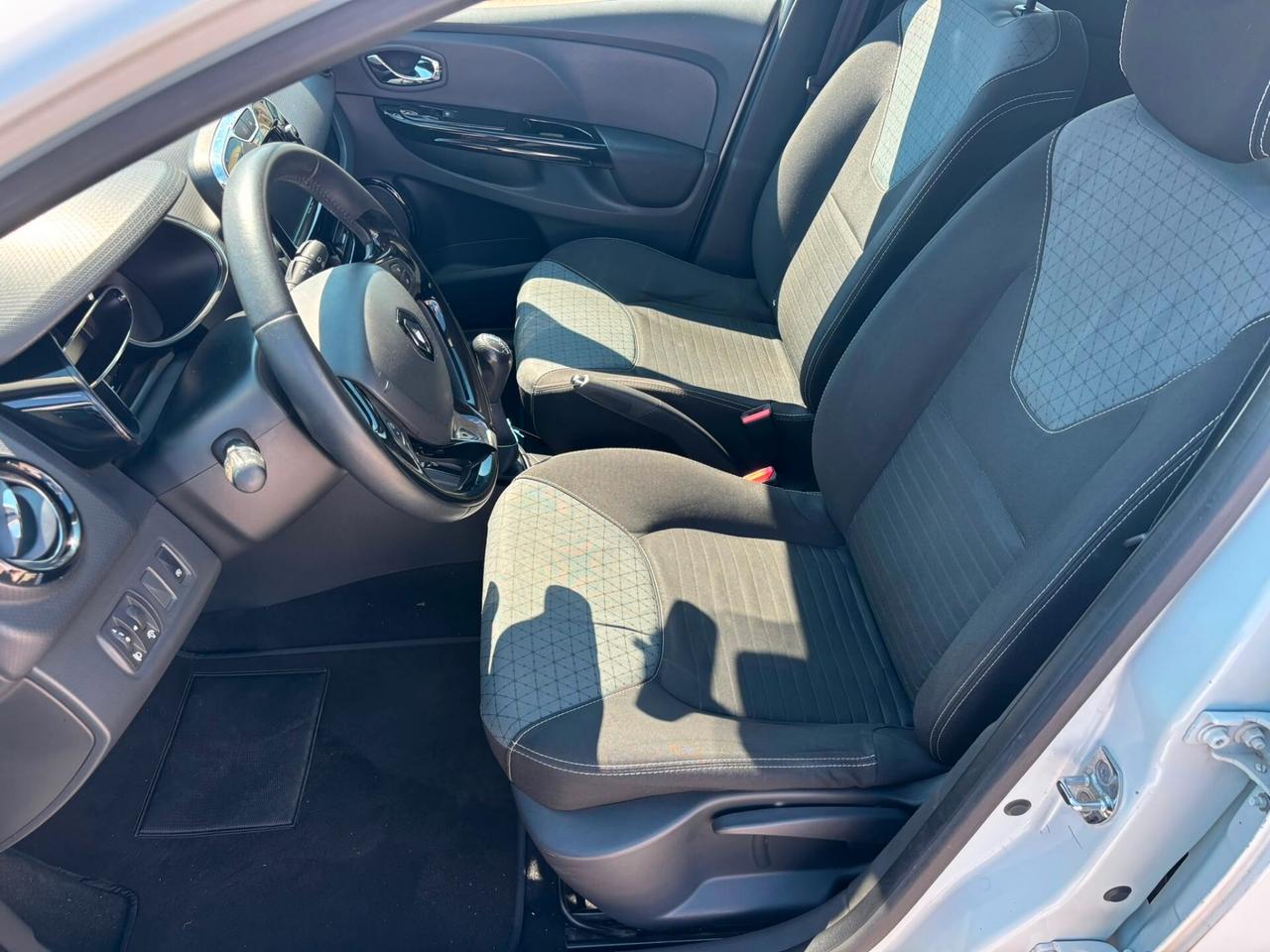 Renault Clio 1.5 dCi 8V 90CV EDC 5 porte Energy