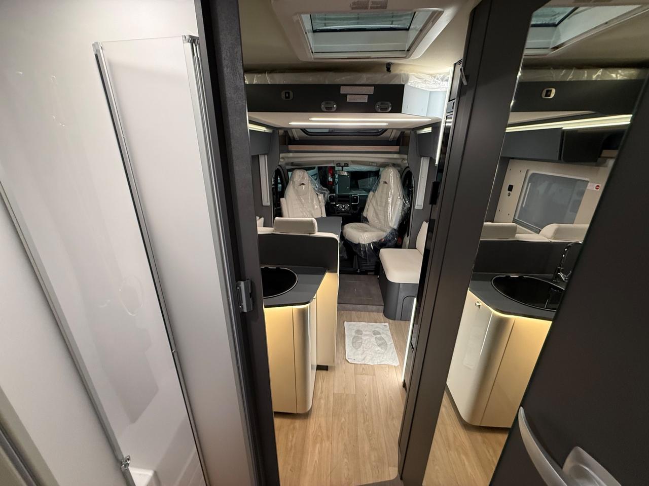 LAIKA KOSMO 409 L 7.40 4 POSTI OMOLOGATI