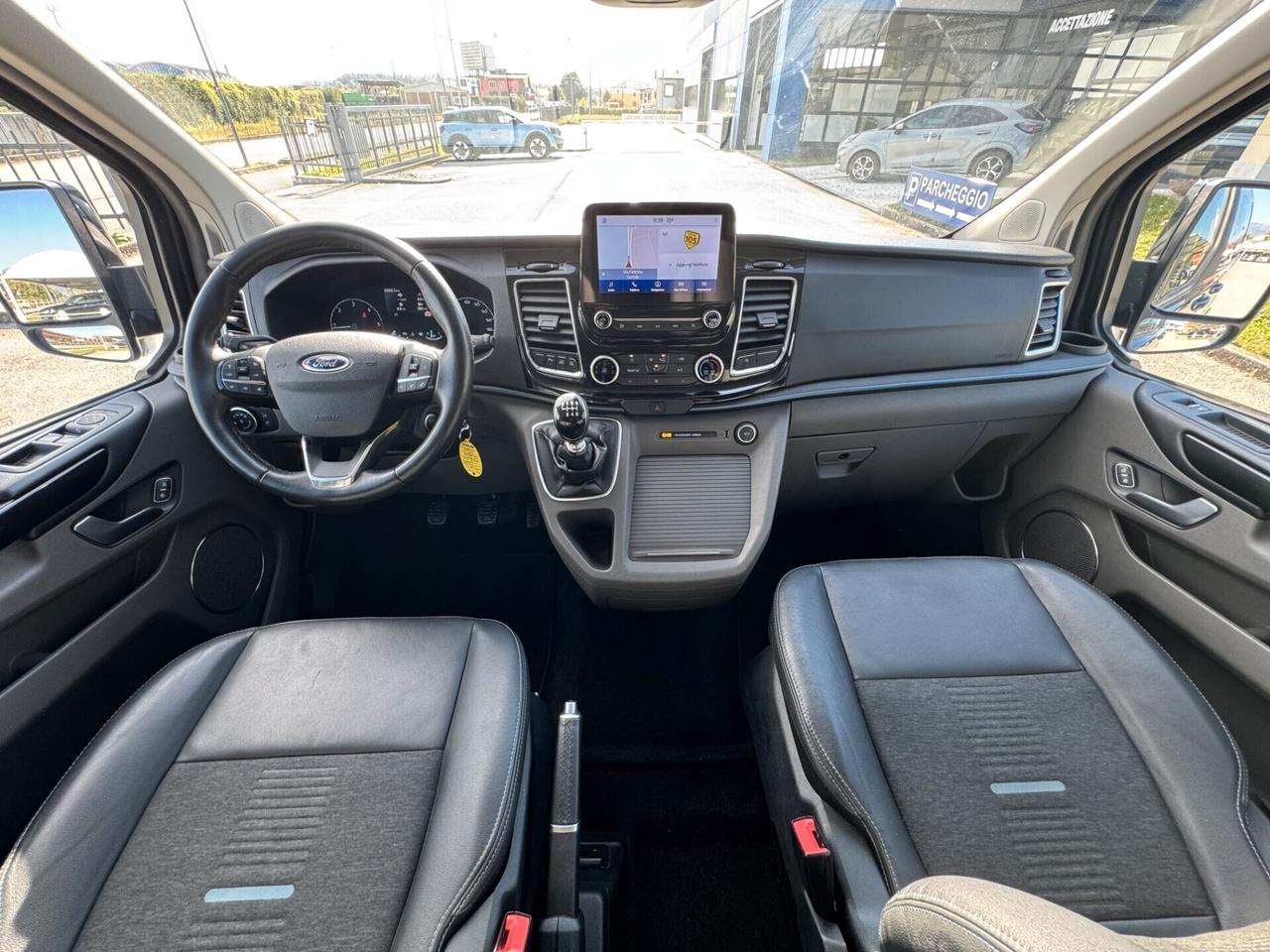 Ford Tourneo Custom Active 2.0 Diesel-Hybrid 185CV 8 posti