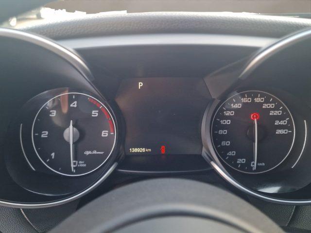 ALFA ROMEO Giulia 2.2 Turbodiesel 210 CV AT8 AWD Q4 Veloce