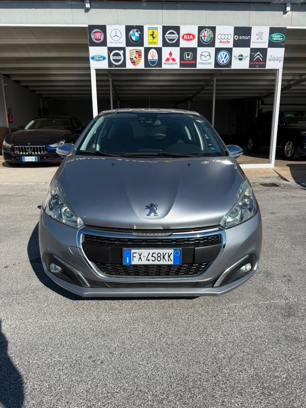 Peugeot 208 BlueHDi 100 S&S 5 porte Allure