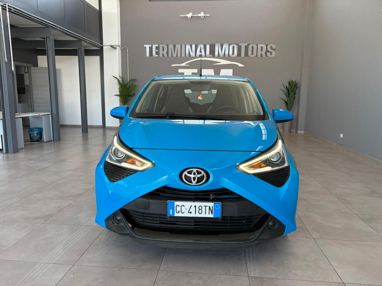 Toyota Aygo Connect 1.0 VVT-i 72 CV 5 porte x-play
