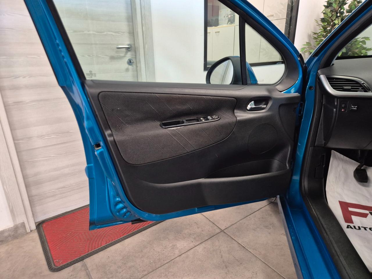 Peugeot 207 1.4 vti SW GPL Ciel