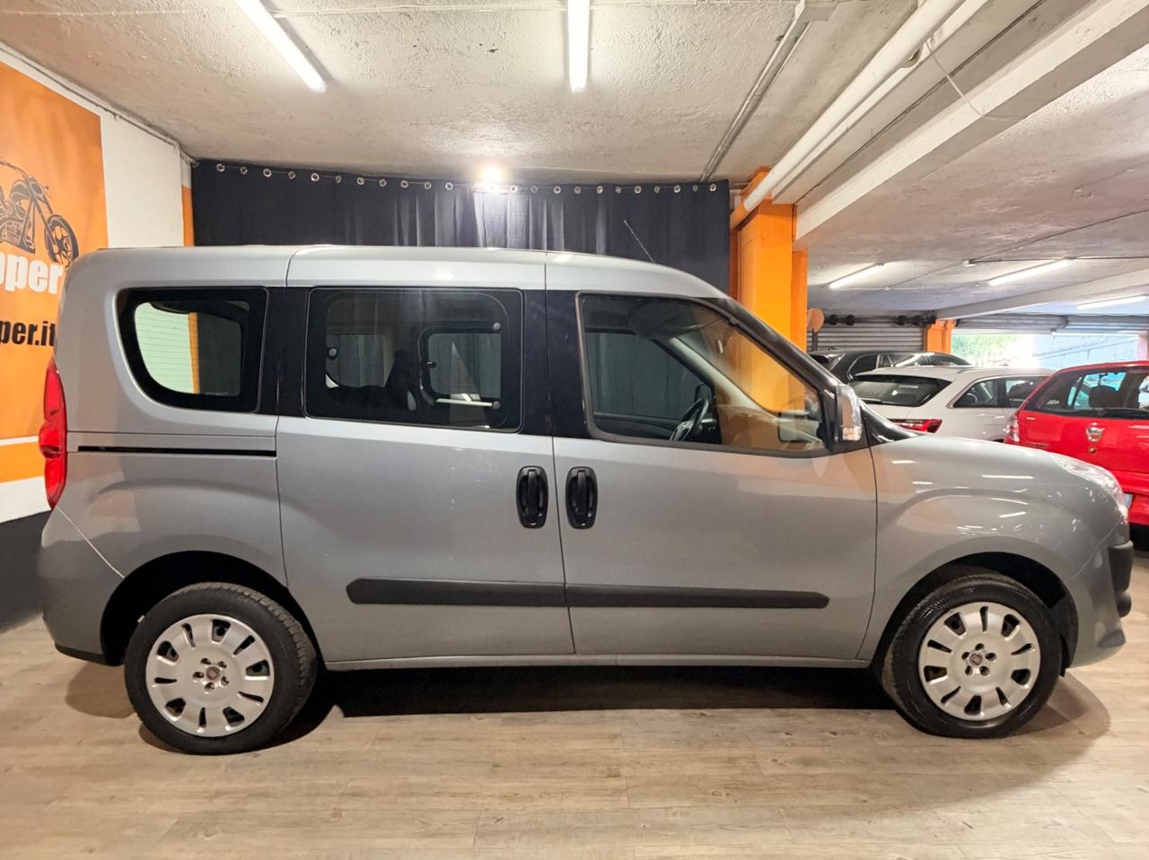 FIAT DOBLO 1.4 CON SOLI 73.313 KM IN CONDIZIONI DA VETRINA.