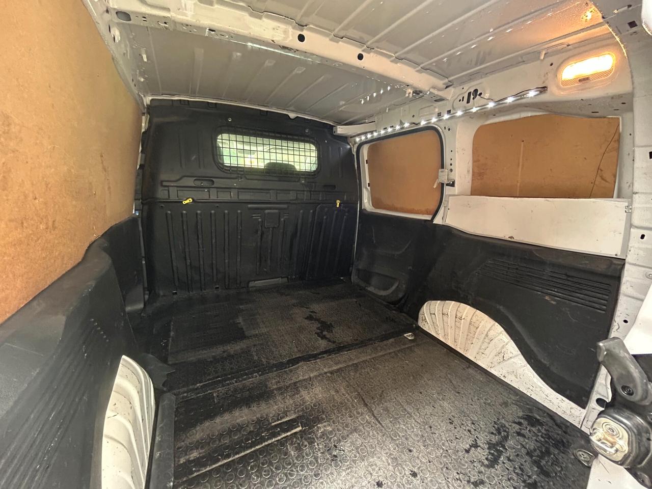 Opel Combo Cargo 1.5d 102cv 3 POSTI