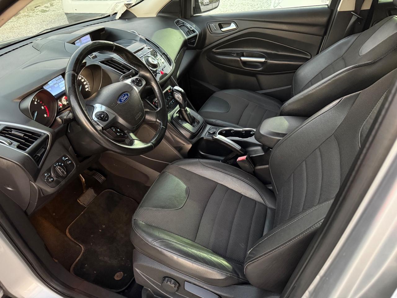 Ford Kuga 2.0 TDCI 140 CV 4WD Titanium