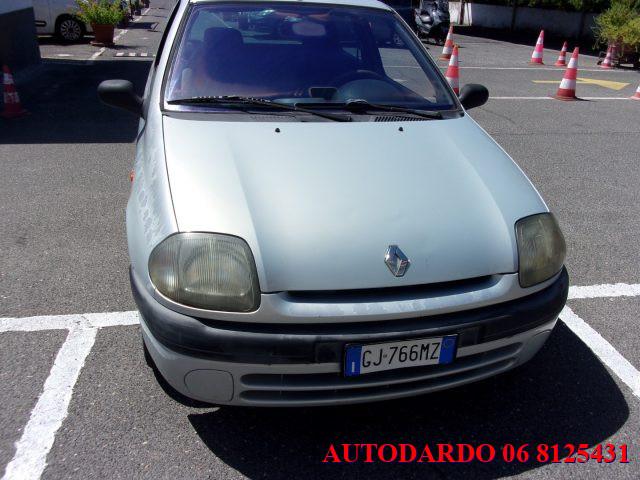 RENAULT Clio 1.1i cat 3 porte UP Aria