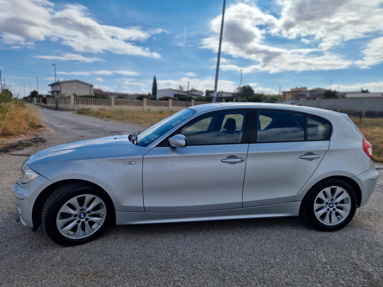 Bmw 120 120d cat 5 porte Futura DPF