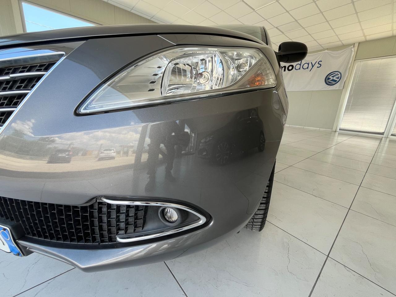 Lancia Ypsilon 1.2 69 CV 5 porte Platinum FULL