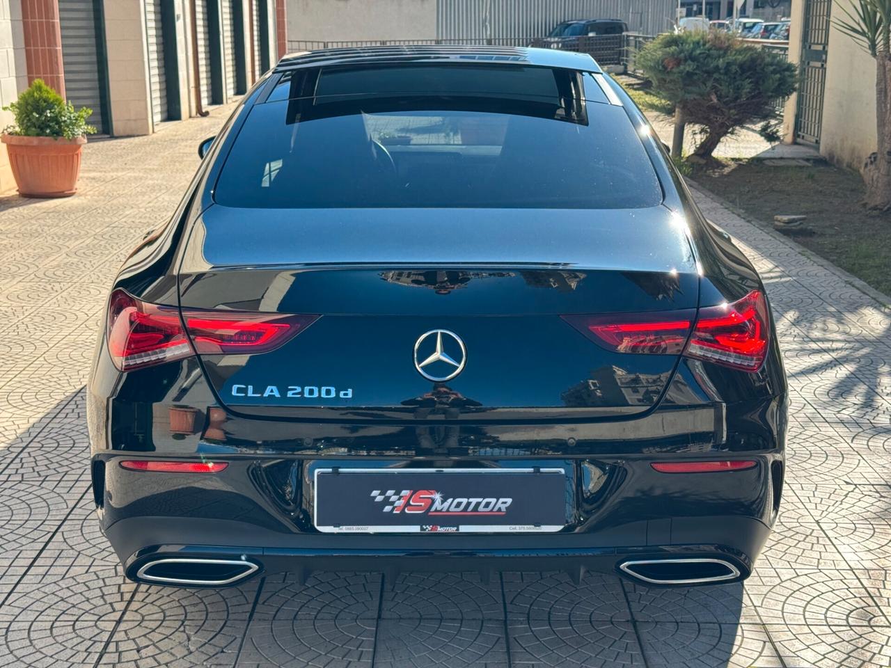 MERCEDES-BENZ CLA COUPE' 200D PREMIUM AMG