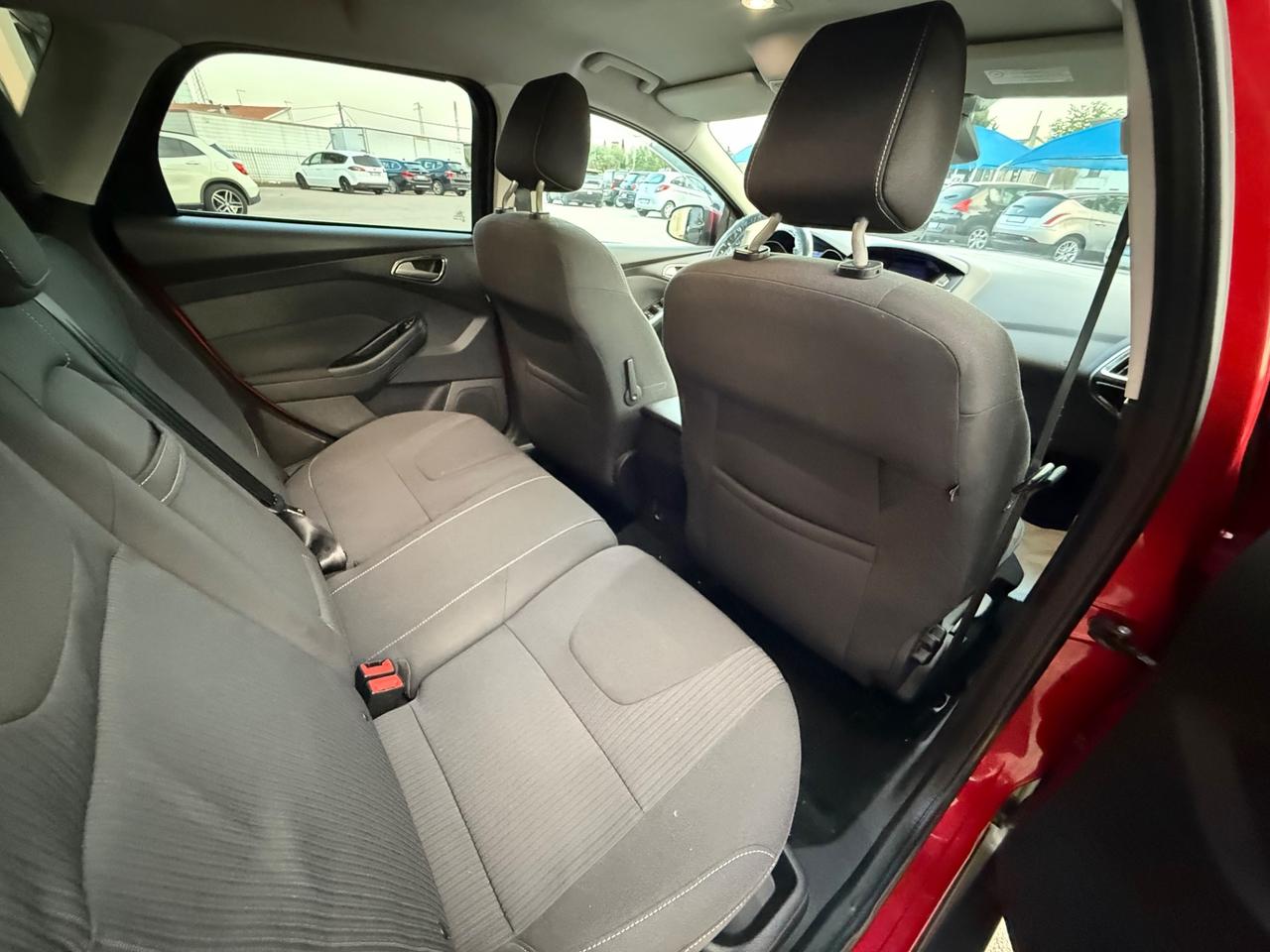 Ford Focus 1.6 TDCi 115 CV Titanium - Neopatentati
