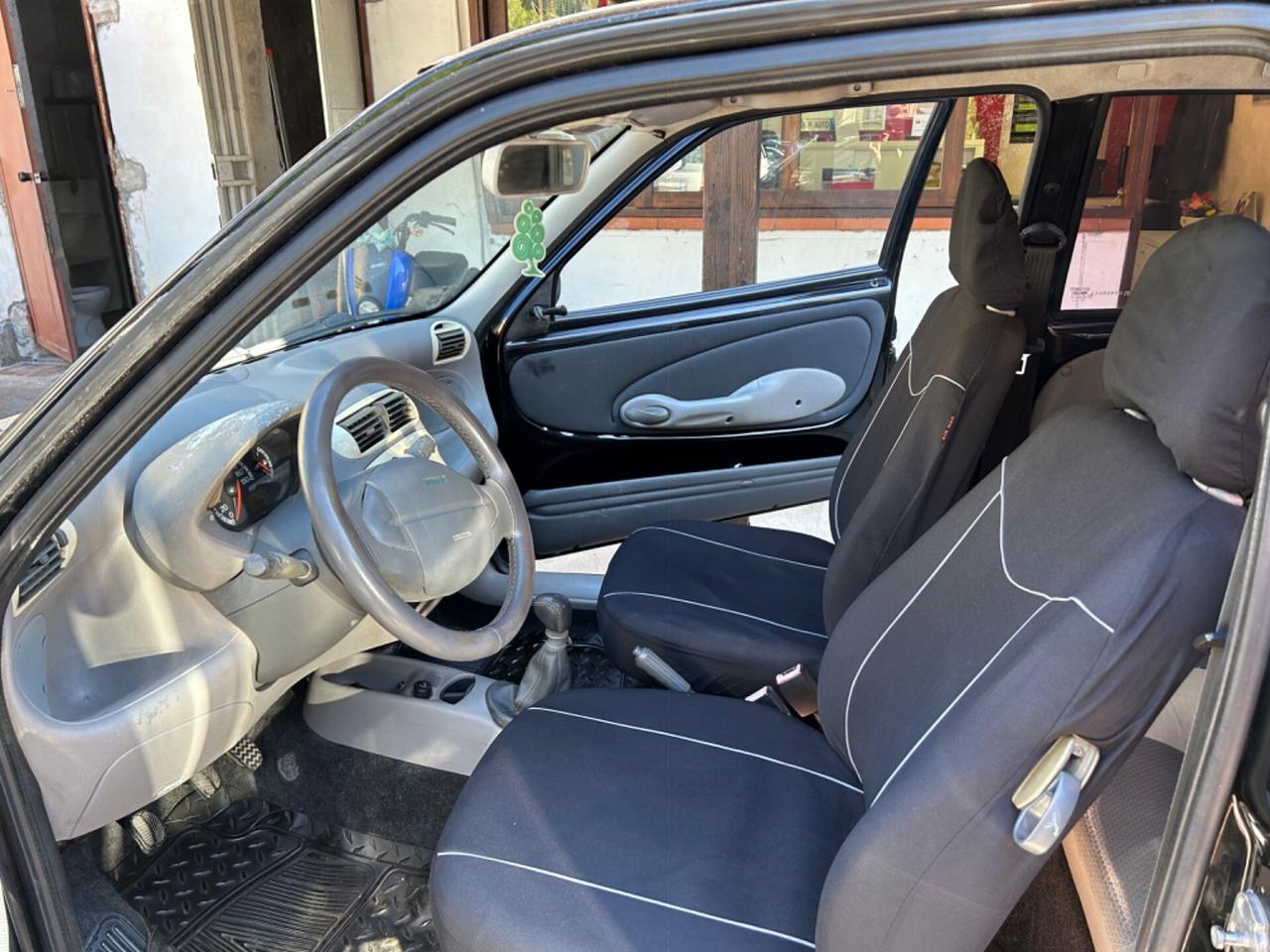 Fiat 600 1.1 Active - Aria Condizionata - Servosterzo - ABS - Vetri Elettrici - Allarme